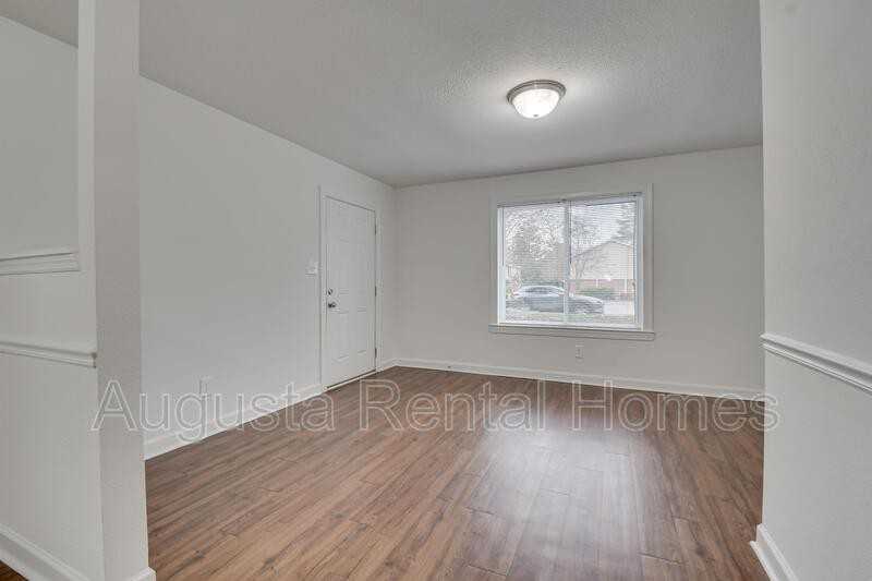 4014 4014 - Photo 4 of 20