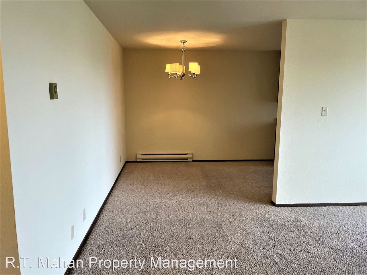 314 WILLOW AVE - Photo 2 of 6