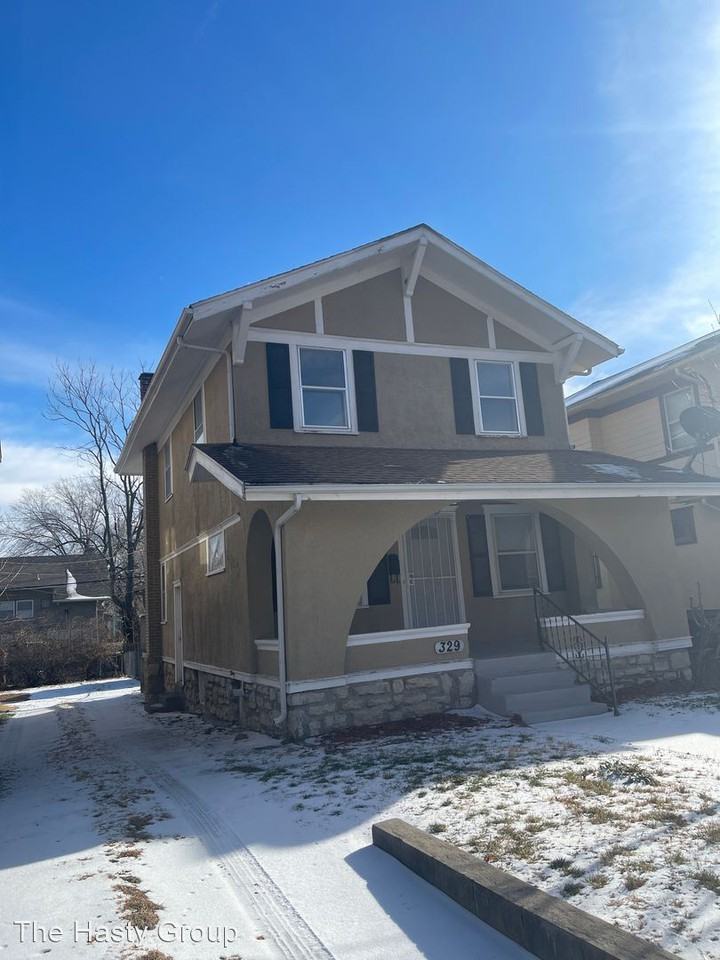329 N Lawn Ave - Photo 2 of 31