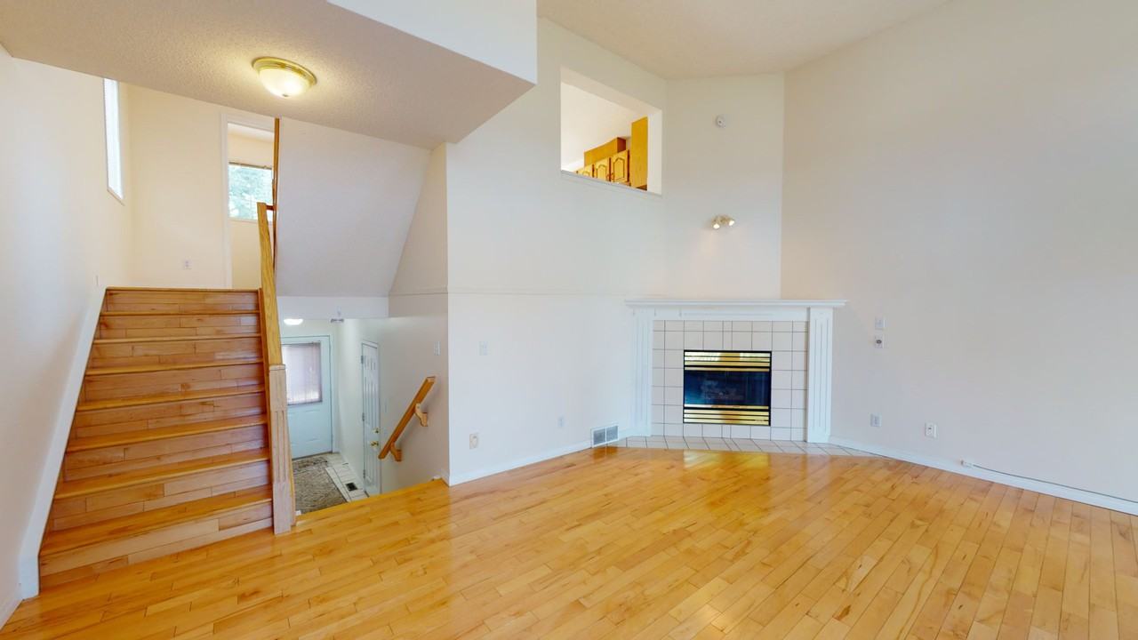 116 Kingsland Court SW - Photo 3 of 16