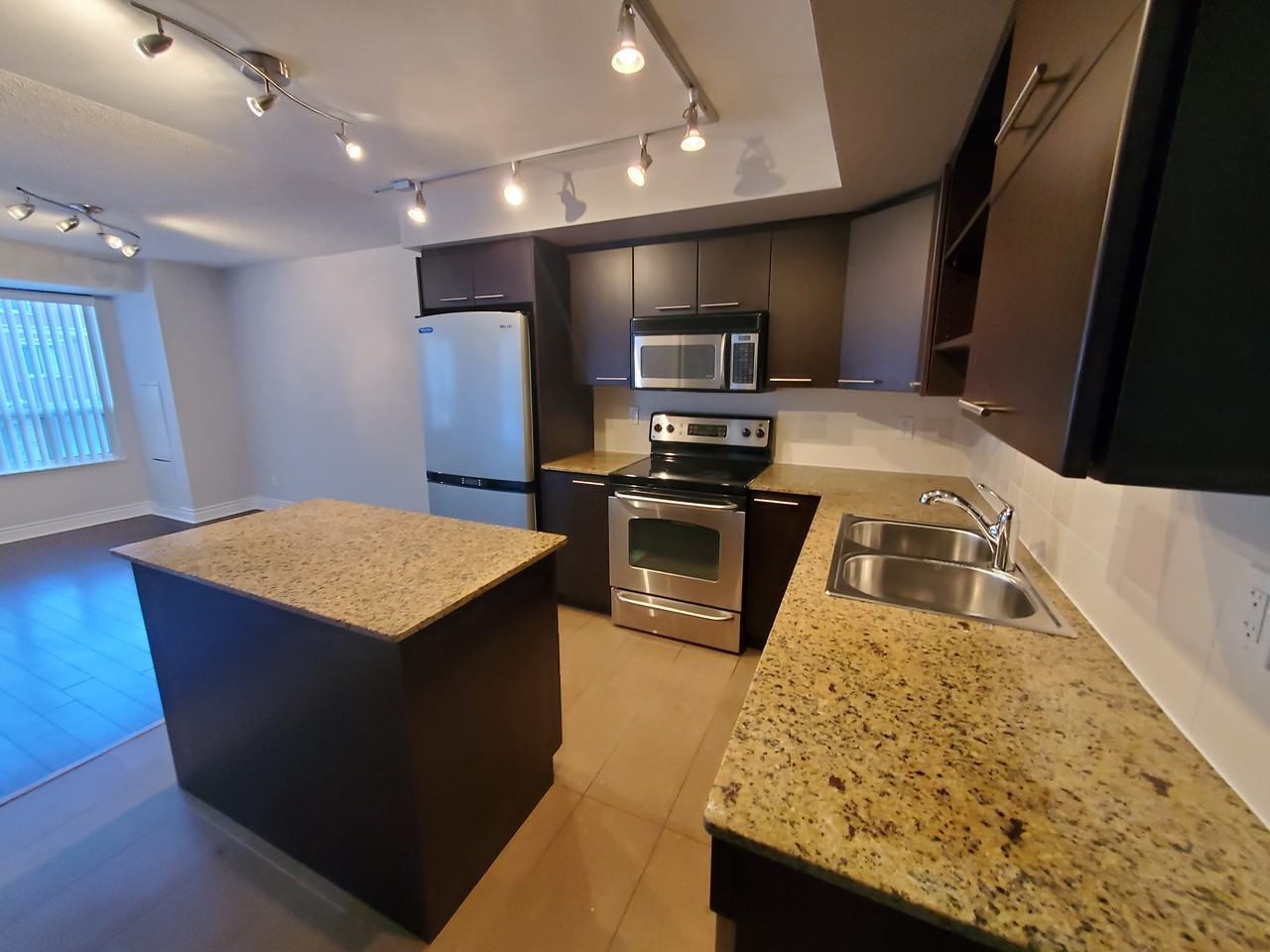 Parkview Towers #3033 - Photo 2 of 8