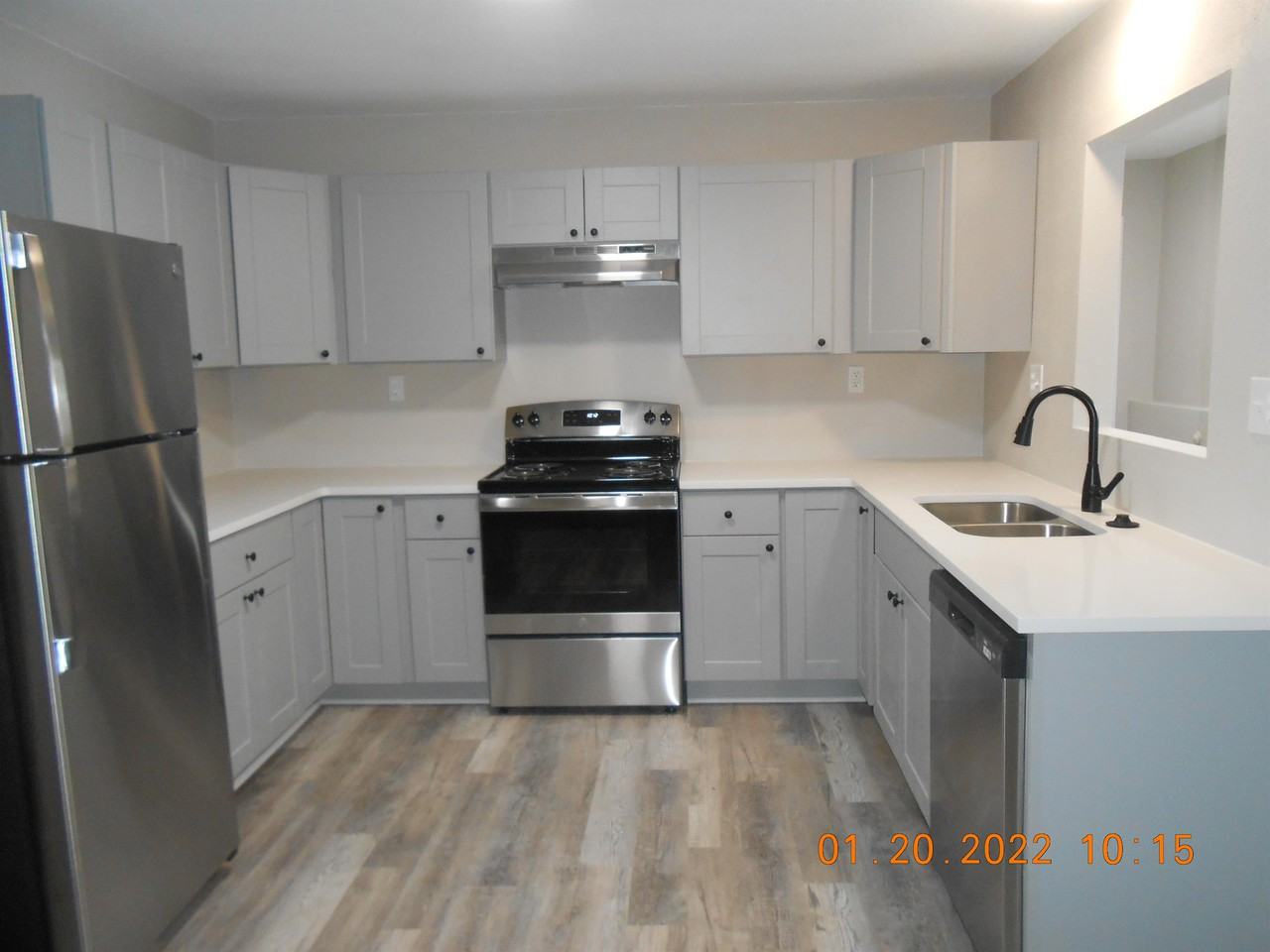 1052 E 5th St #1052 - Photo 2 of 20