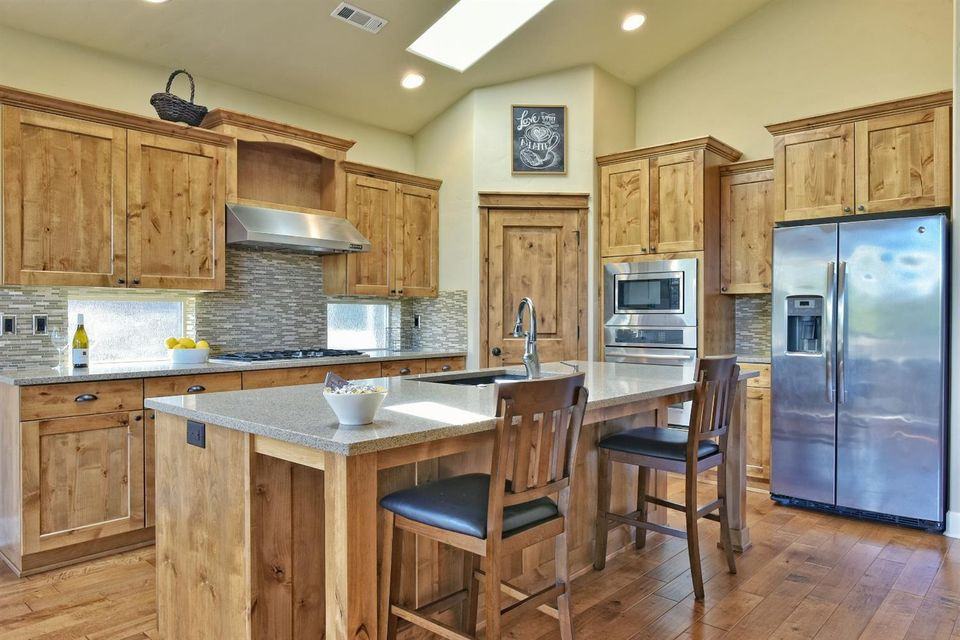 3625 Camina Dr #1 - Photo 4 of 26