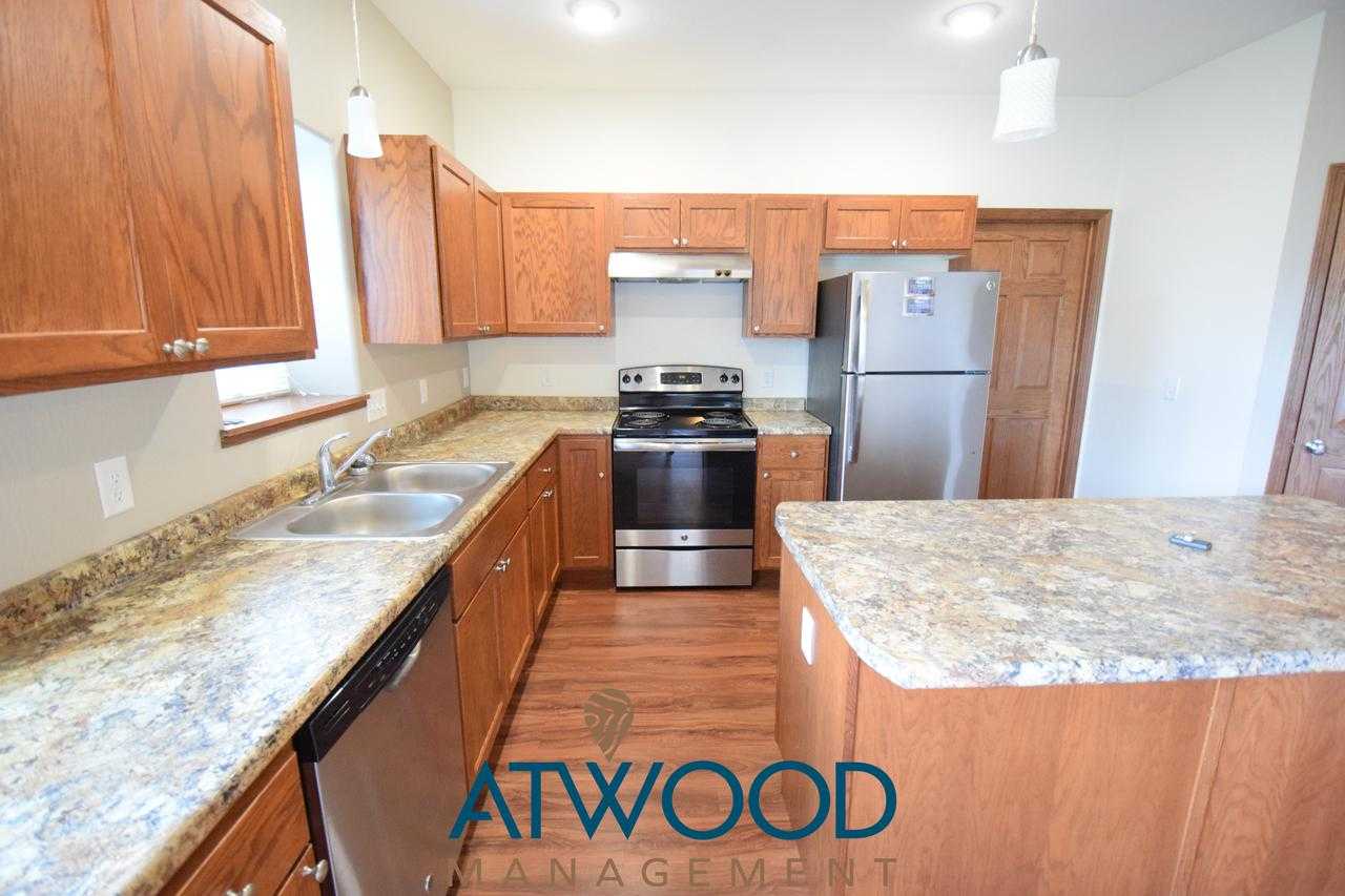 500 South Skylark Trail - Photo 2 of 7