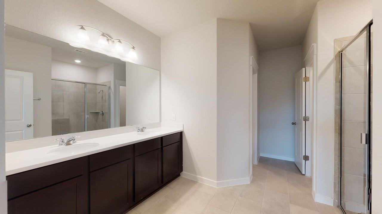 3935 Legend Mdws - Photo 7 of 17