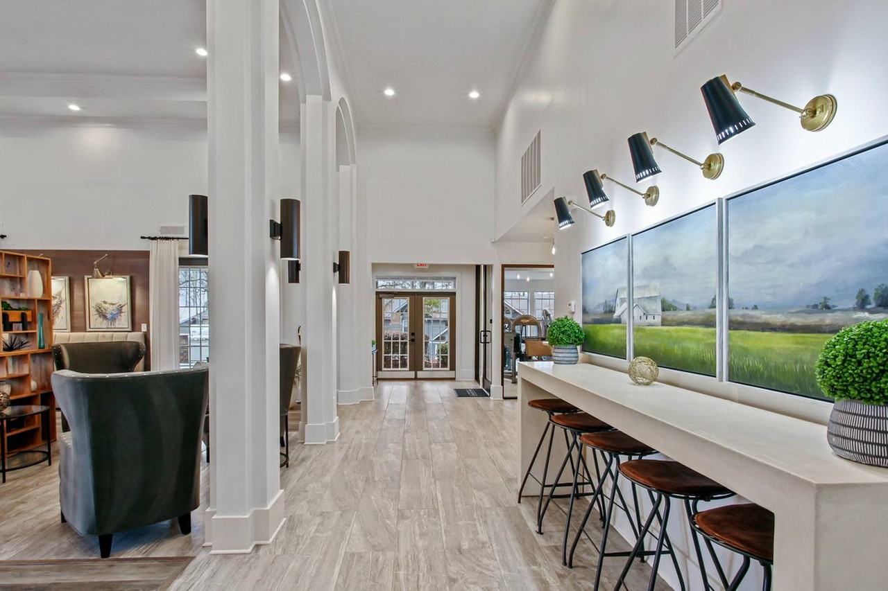 Elliot Apartments on Abernathy - Photo 7 of 102