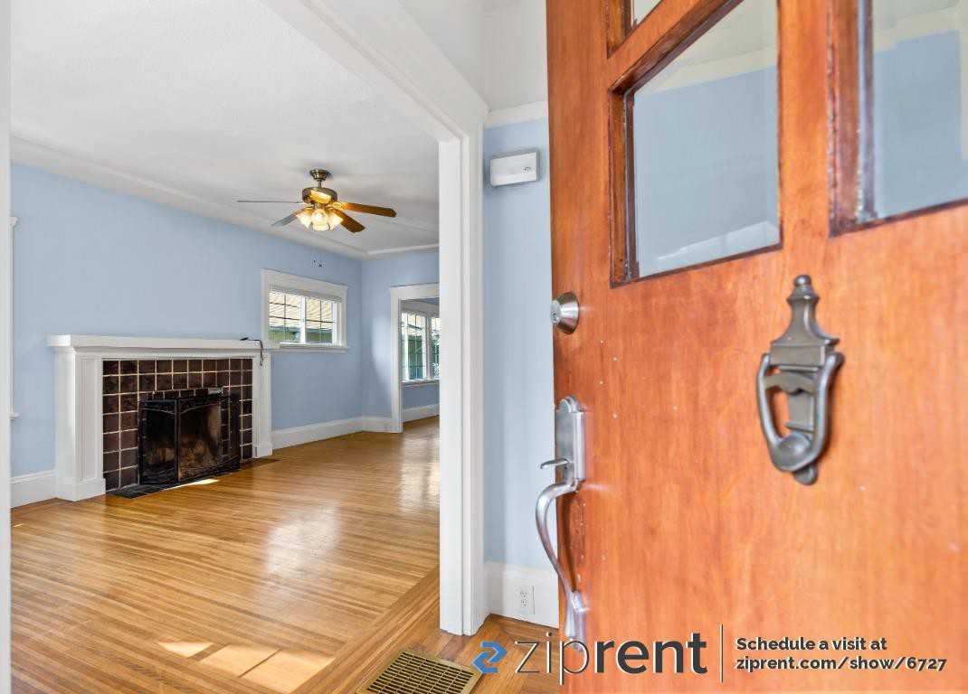 2721 Park Blvd - Photo 3 of 22