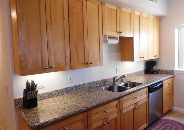 1186 Walker Avenue - Photo 4 of 11