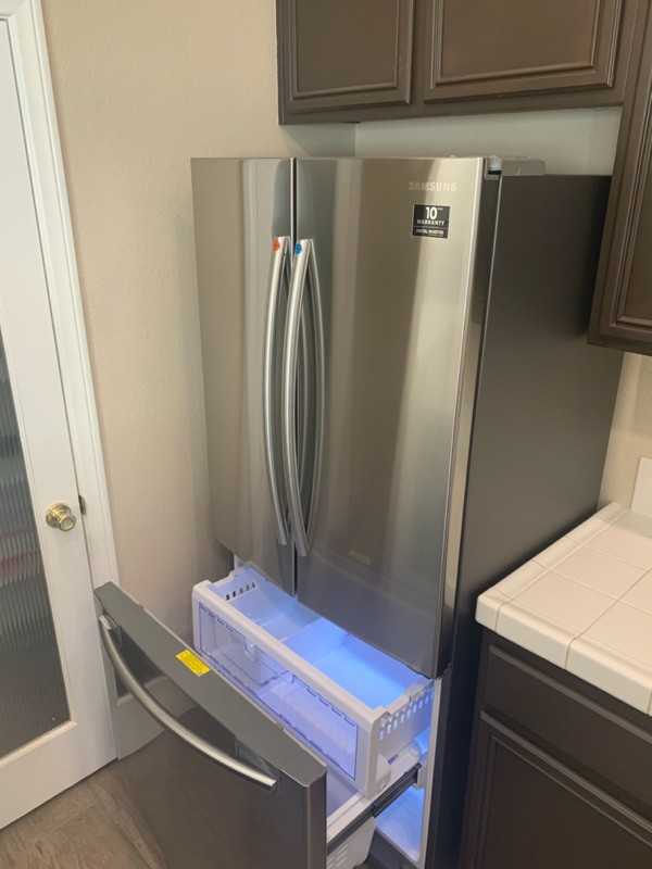 9219 Canyon View Ave - Photo 4 of 34