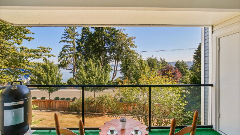 4173 W Lake Sammamish Pkwy Se #A204 - Photo 2 of 10