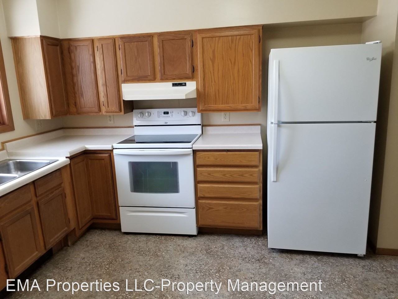 608 W 3rd St. - Photo 3 of 9