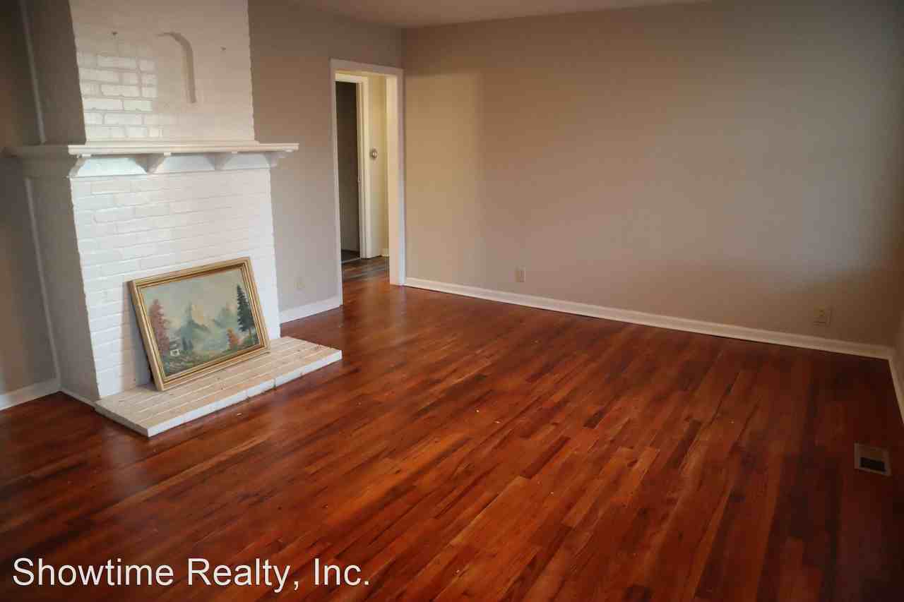 895 B St - Photo 3 of 9