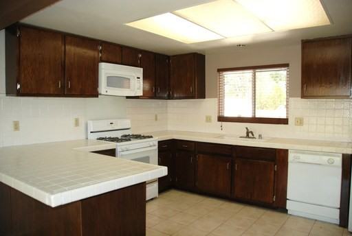 73080 San Nicholas Ave - Photo 2 of 11