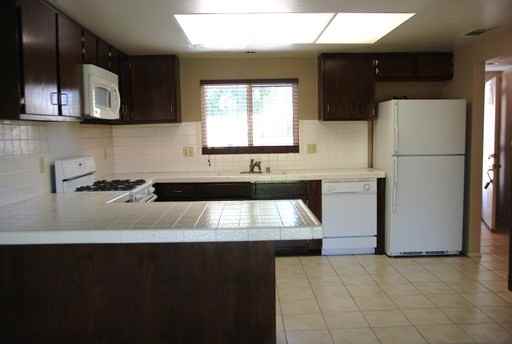 73080 San Nicholas Ave - Photo 3 of 11