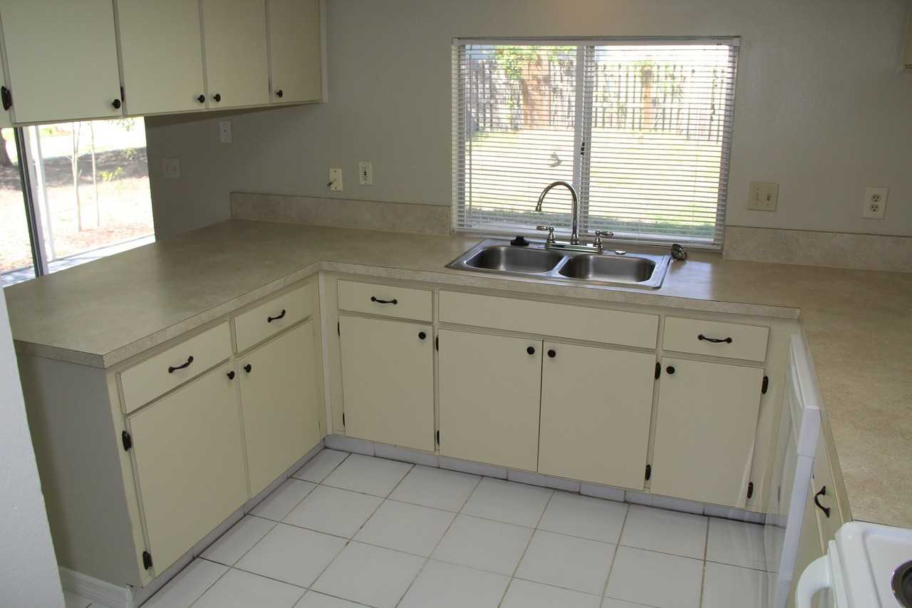 1902 E Orangeside Rd - Photo 3 of 14