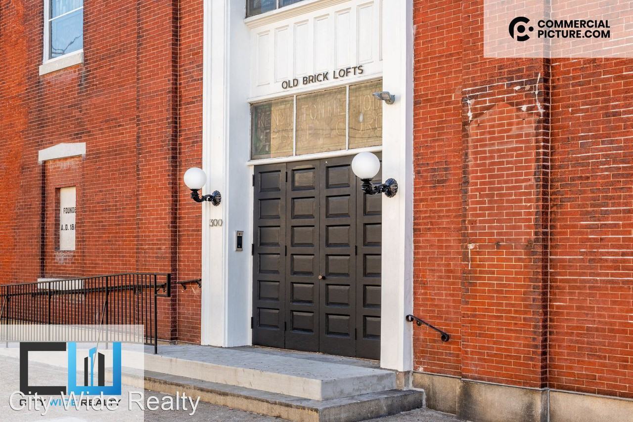 929 Marlborough St - Photo 3 of 14