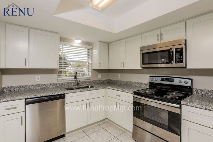 1822 Jasper Dr - Photo 2 of 17