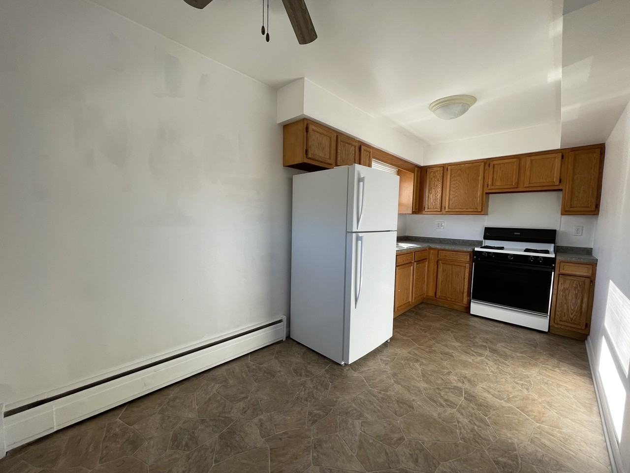 1009 Allaire Ave - Photo 2 of 9