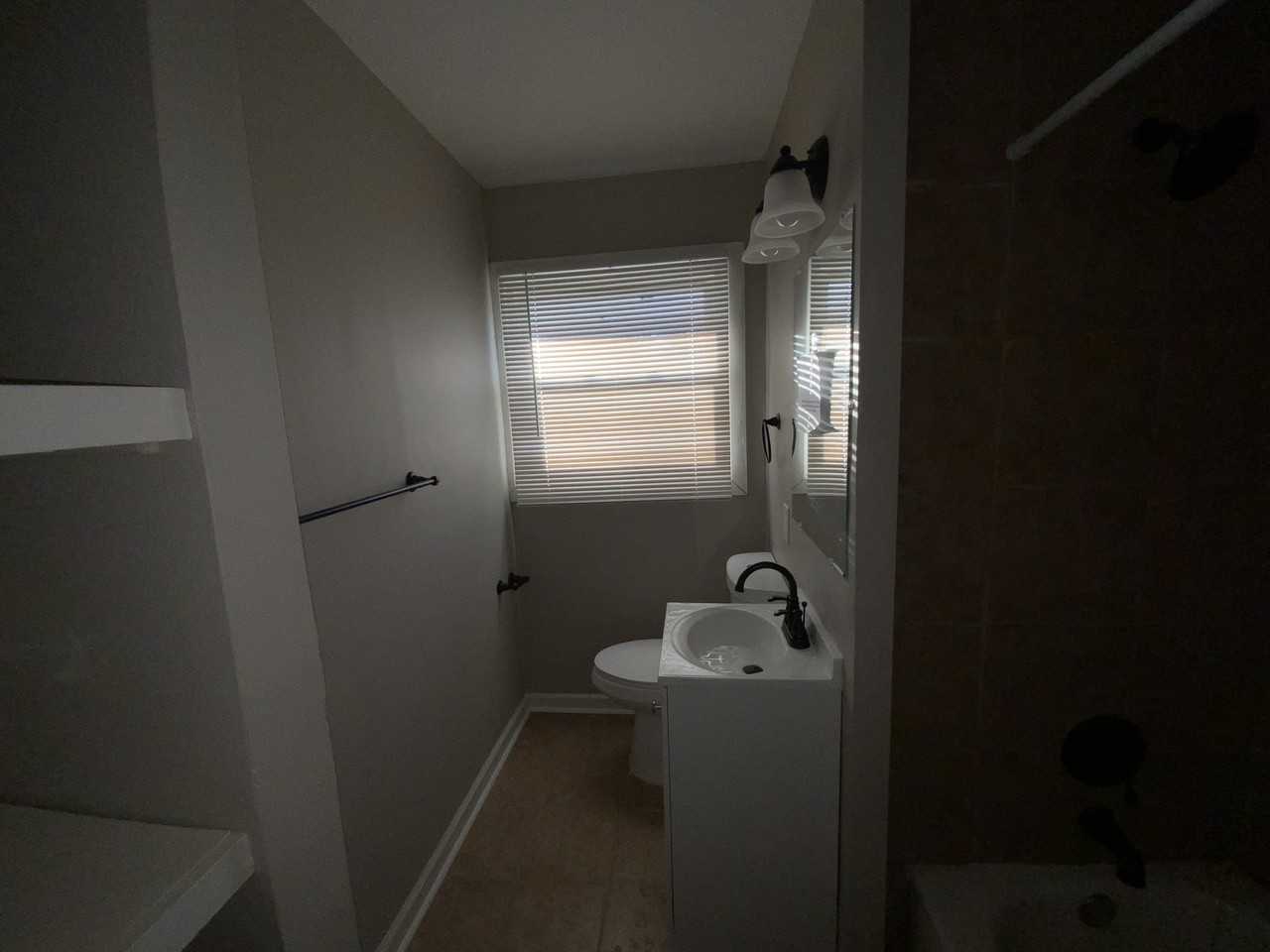 5300 Grove Ave - Photo 2 of 4