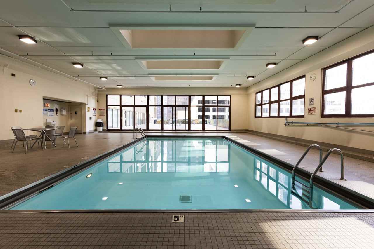 200 N. Dearborn St. list - Photo 2 of 9