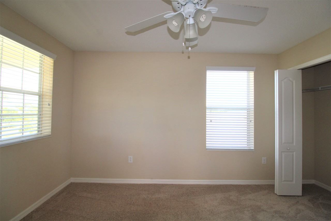 3848 Shimmering Oaks Dr - Photo 7 of 19