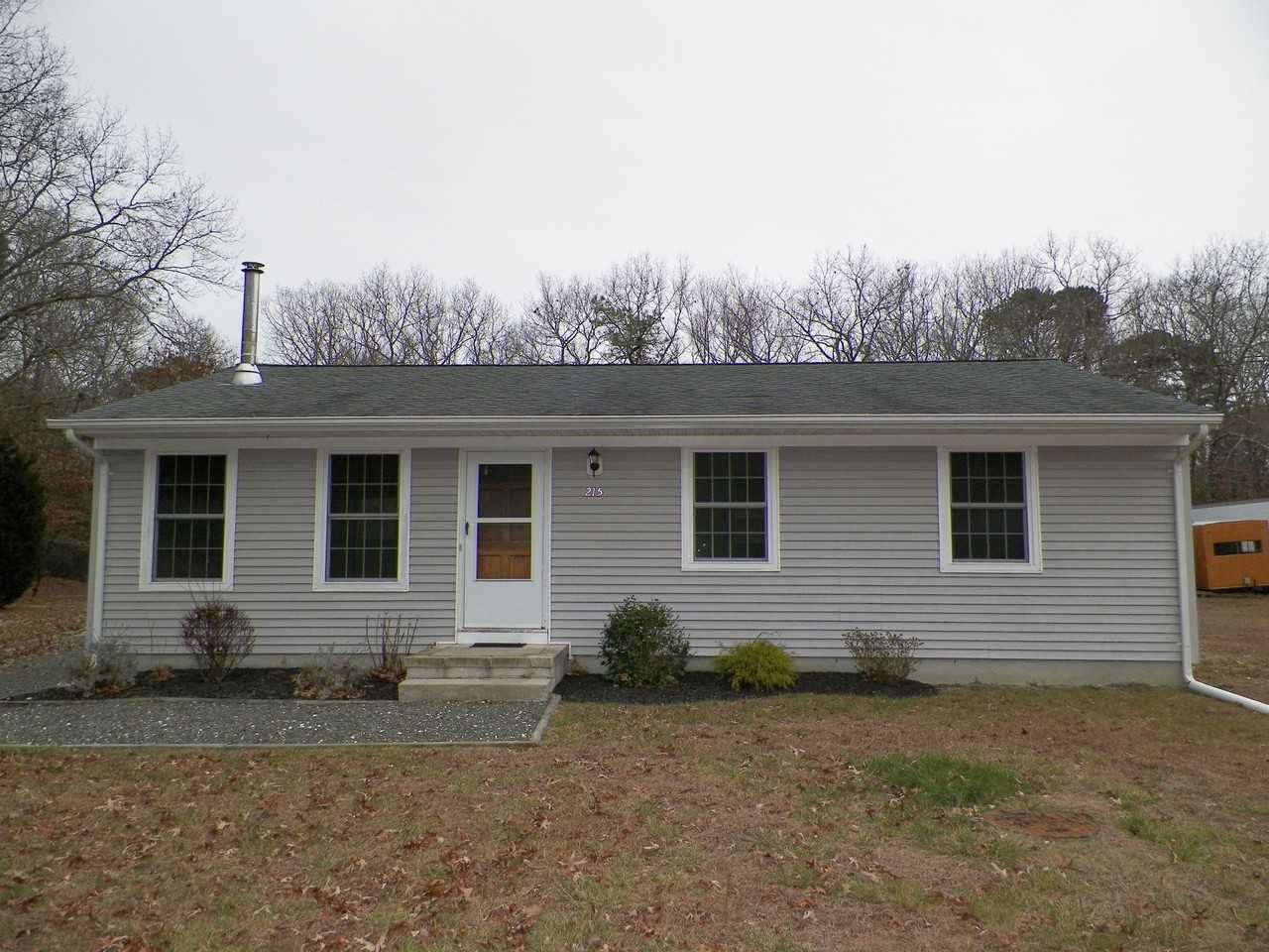 215 Otis Bog Rd - Photo 3 of 12