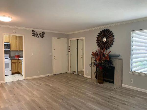 115 Rancho Dr #B - Photo 3 of 6