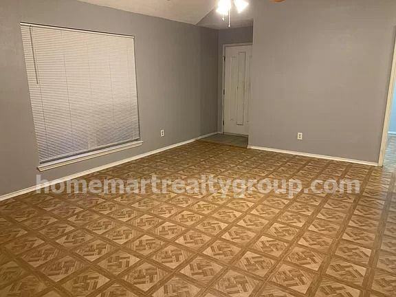 11710 Hickory Garden Dr - Photo 3 of 17