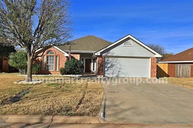 3150 Beacon Hill Rd - Photo 2 of 21