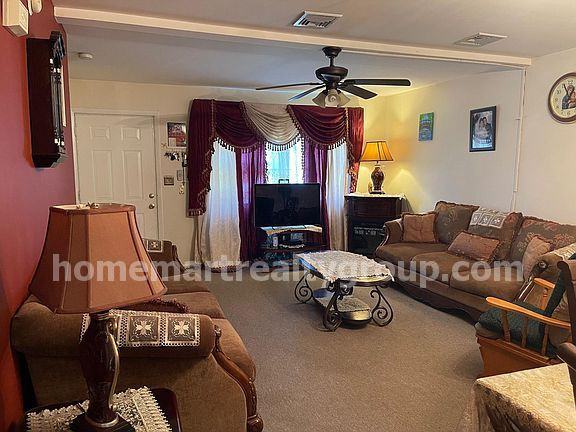 150 Lowell St - Photo 2 of 31