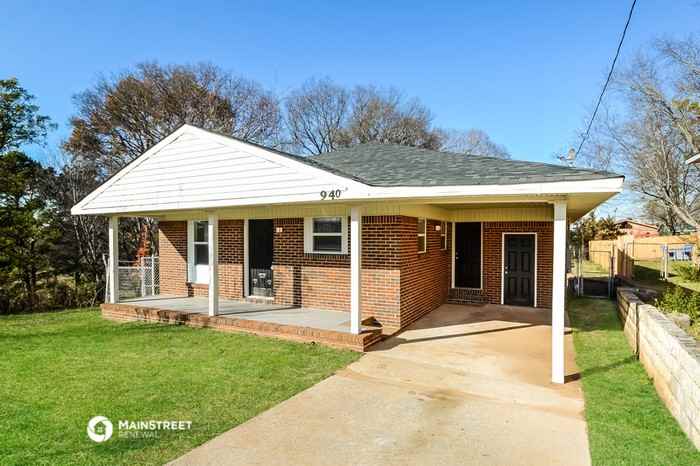 940 Nassau Ave Sw - Photo 3 of 17