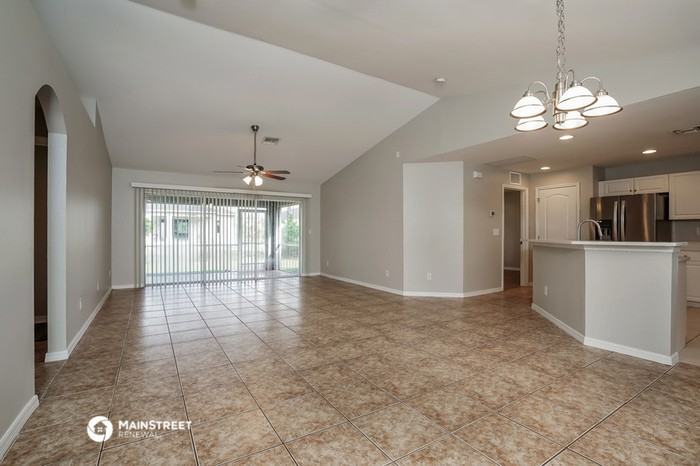 2806 41st St W - Photo 3 of 16