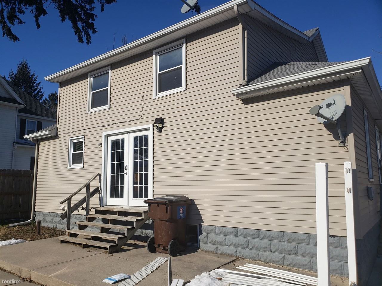 105 Johnson St Se - Photo 3 of 10