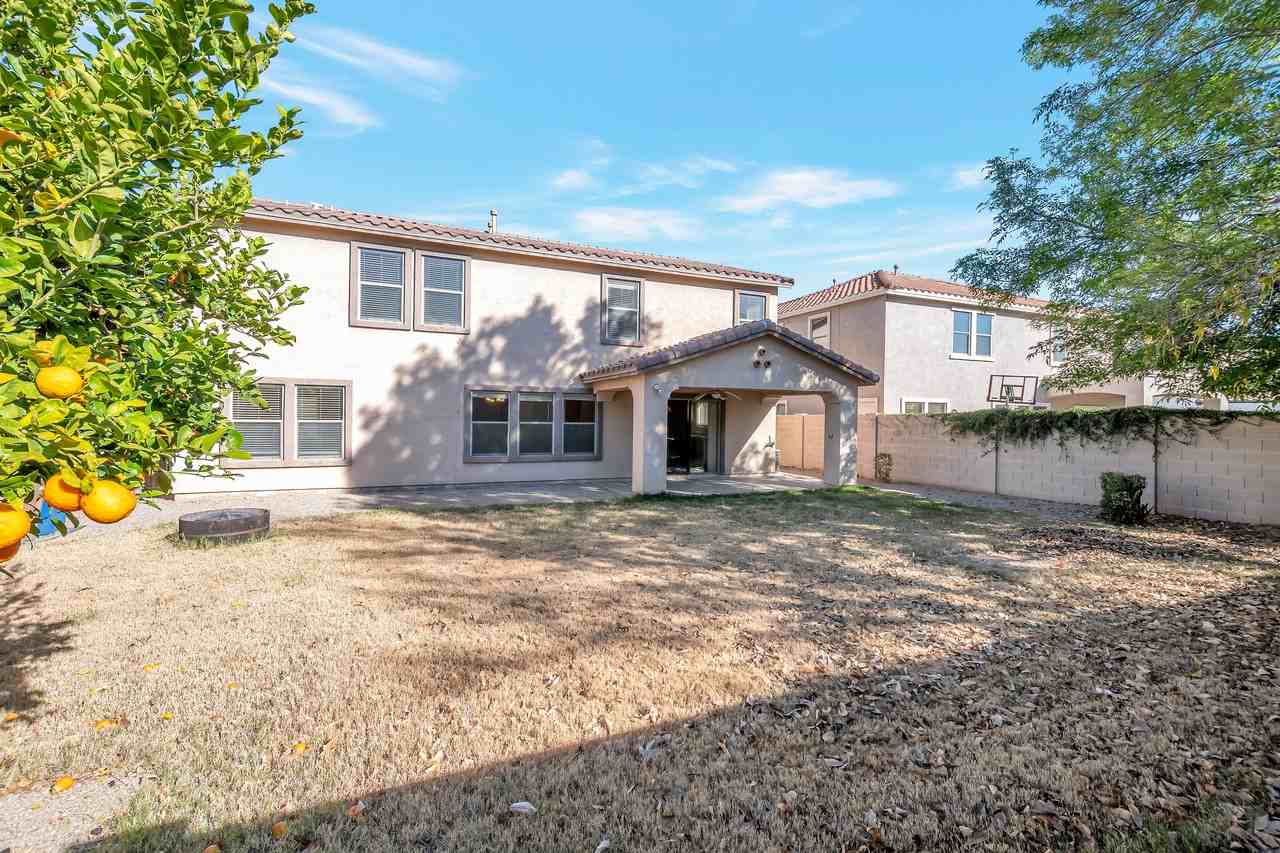 19625 E Emperor Blvd - Photo 2 of 17