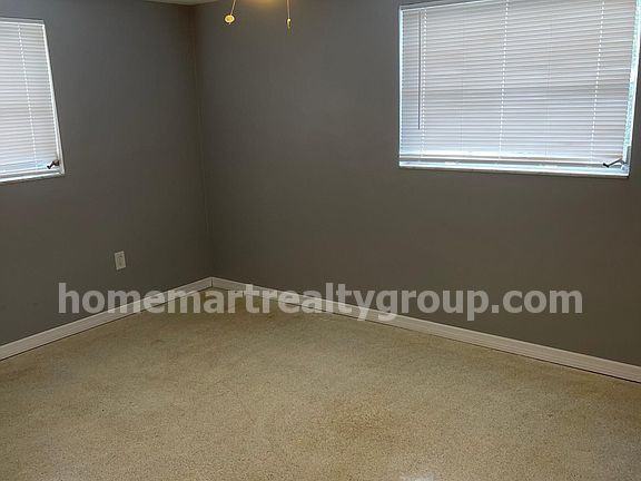 12904 College Hill Dr - Photo 3 of 8