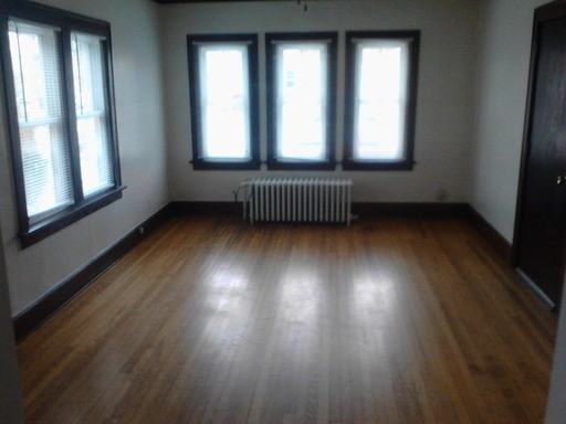 2108 Auburn St - Photo 2 of 5