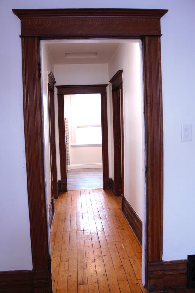 454 Adelaide Street North #2 - Photo 3 of 17