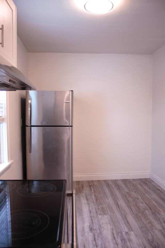 454 Adelaide Street North #2 - Photo 2 of 17