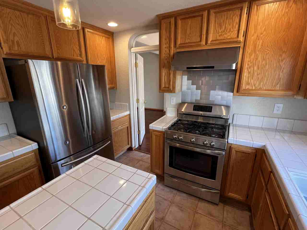 4101 Shaker Run Circle - Photo 3 of 24