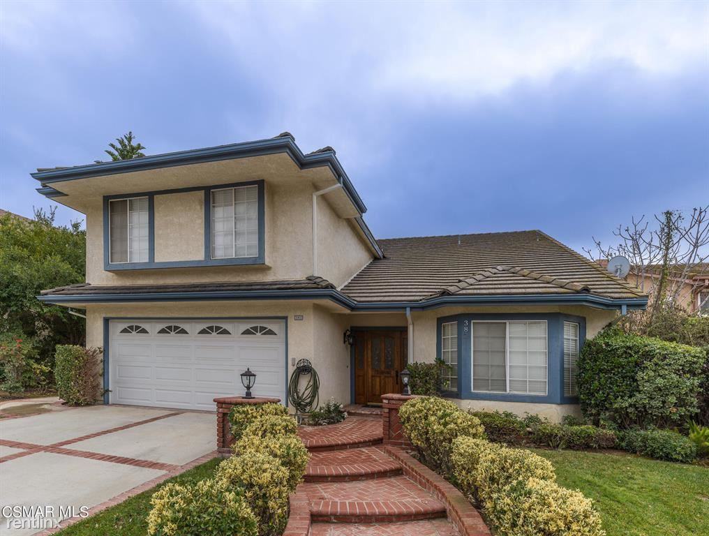 382 Rockedge Dr - Photo 2 of 7