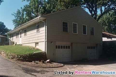 4504 W 36th St - Photo 2 of 11