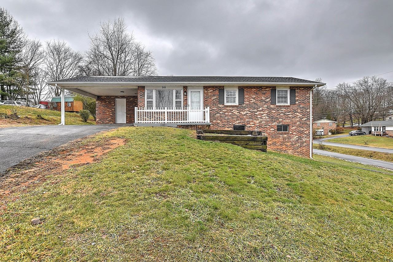 249 Lisa Ln #1 - Photo 2 of 23