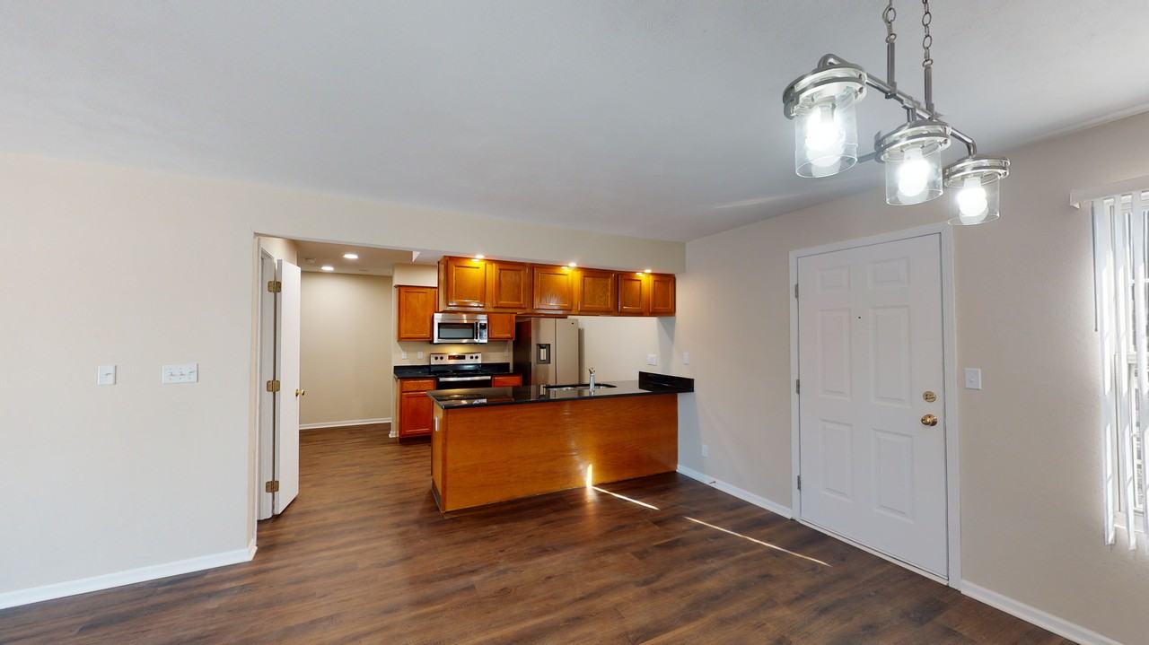 Rock Valley - Photo 4 of 36