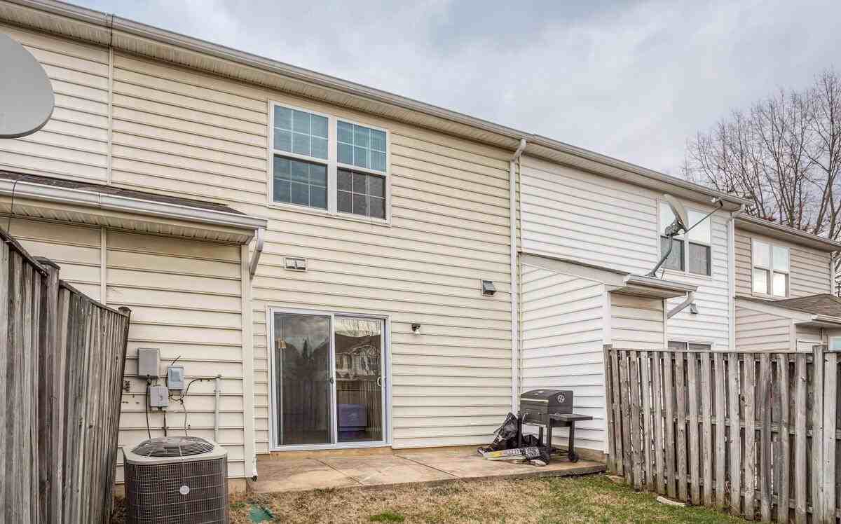 12007 Silver Spur Place - Photo 2 of 35