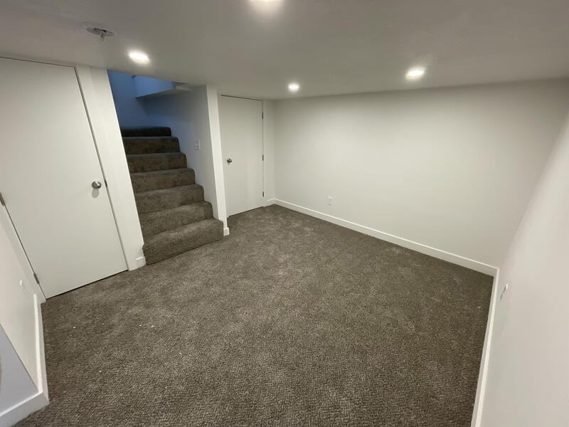 778 S St - Photo 4 of 16