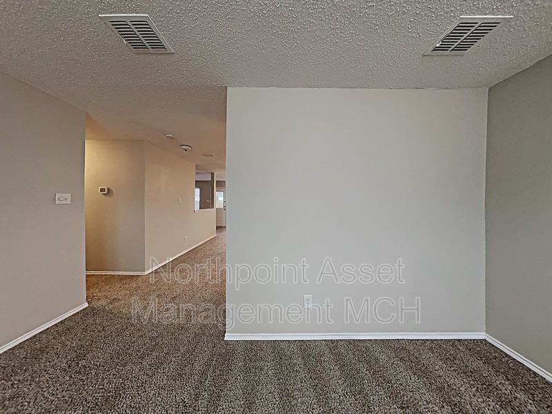 2213 Plum Ct - Photo 3 of 22