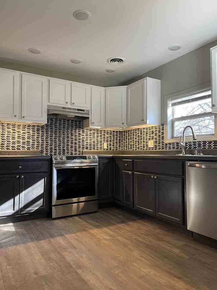 722 West Church Street - Photo 3 of 12