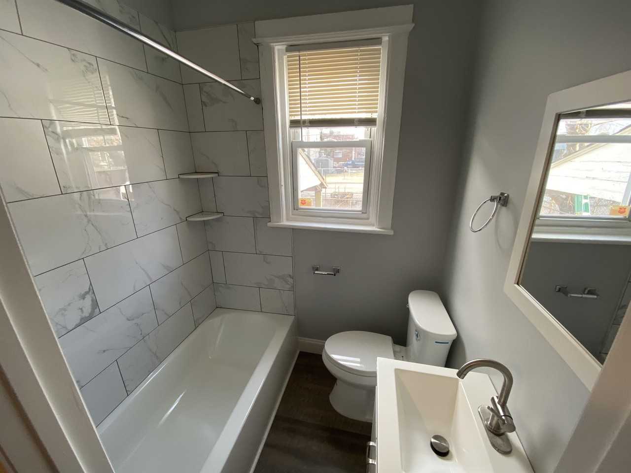 1507 Wildwood Ave #1 - Photo 5 of 10