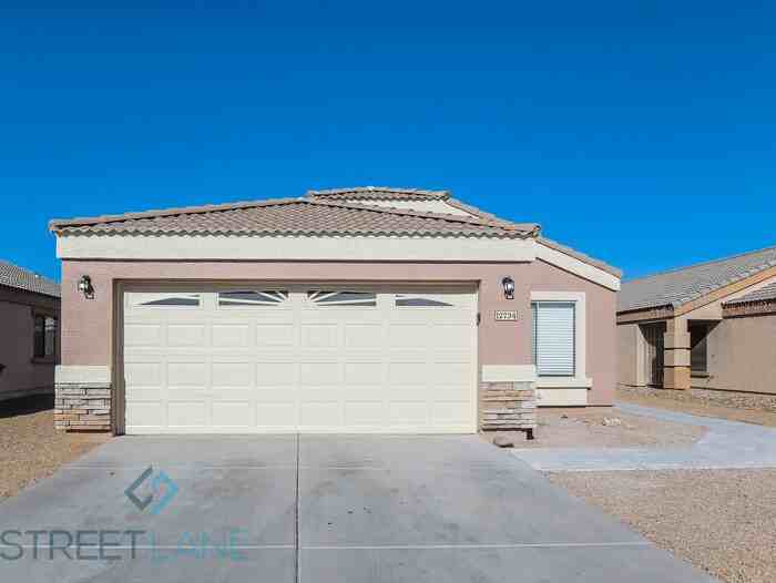 12734 W Pershing St - Photo 2 of 16