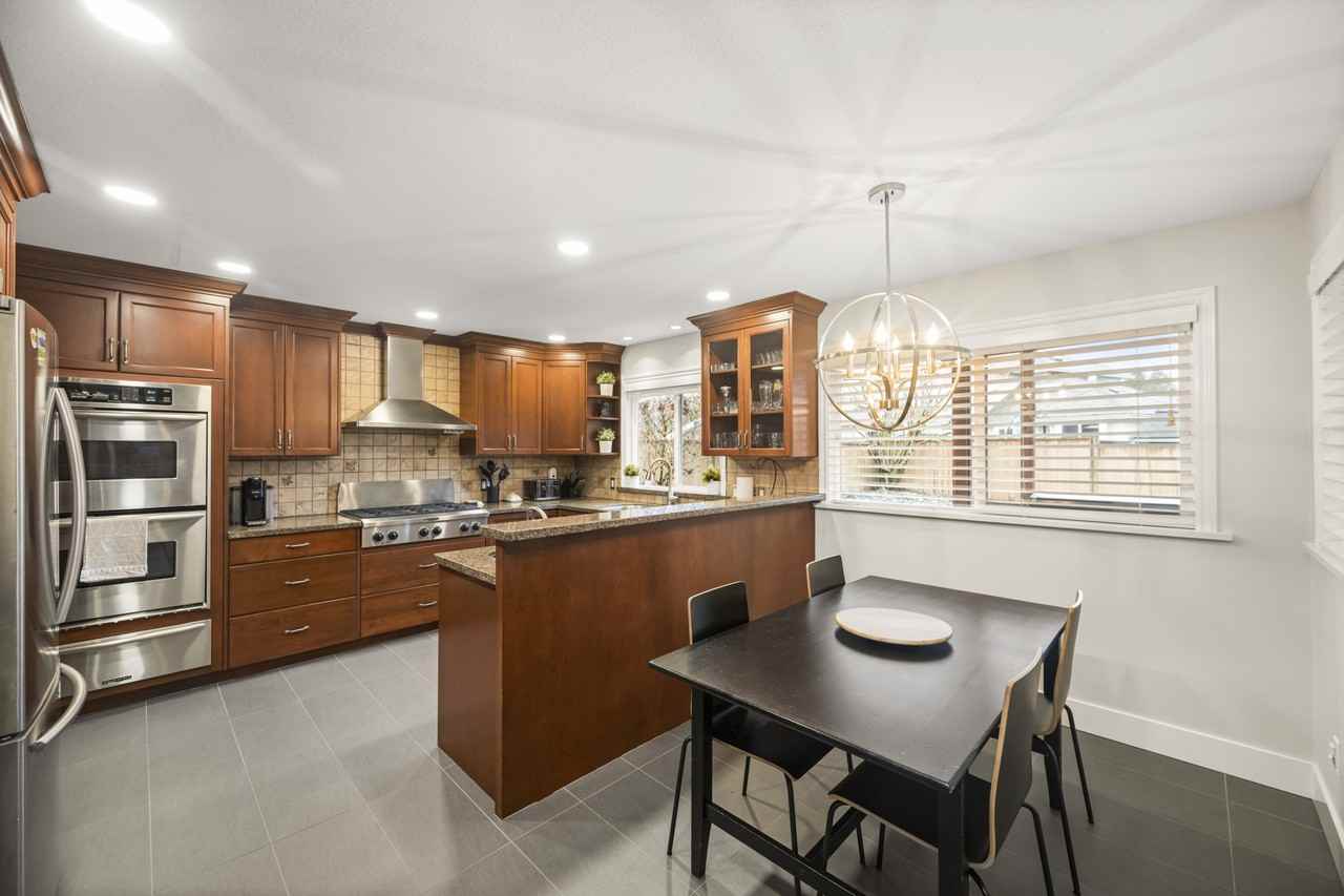 12113 Chestnut Cres #1 - Photo 3 of 43